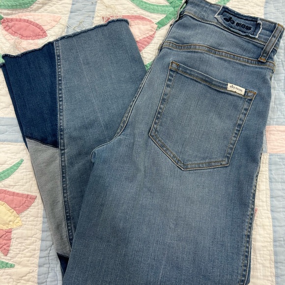 basically new only worn a few times - Picture 2 of 2